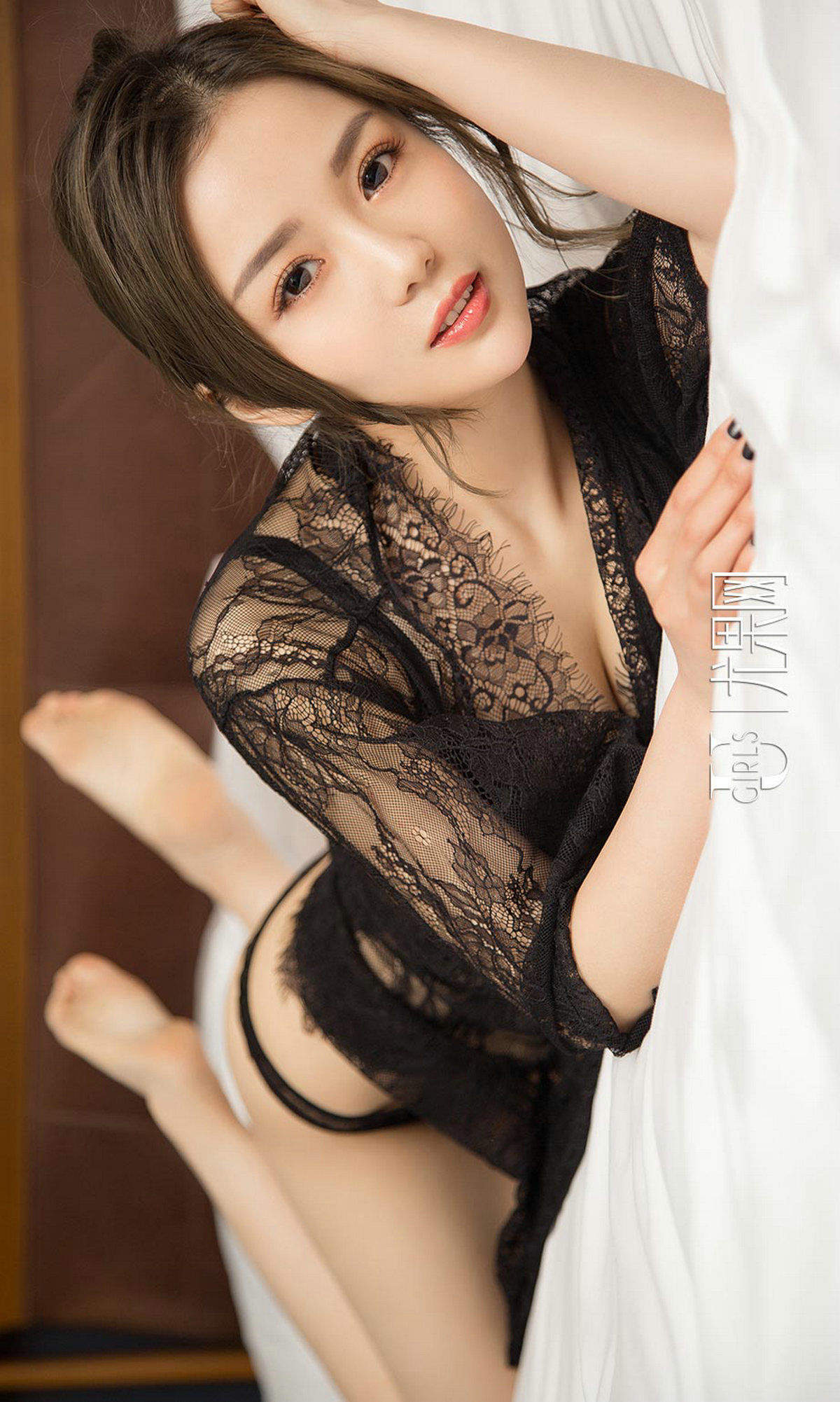 亚洲极品美女颜亦汐立体的诱惑高清妹子写真集图片