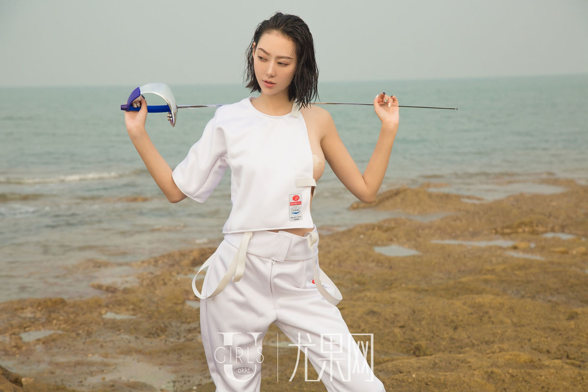 黄乐然图片