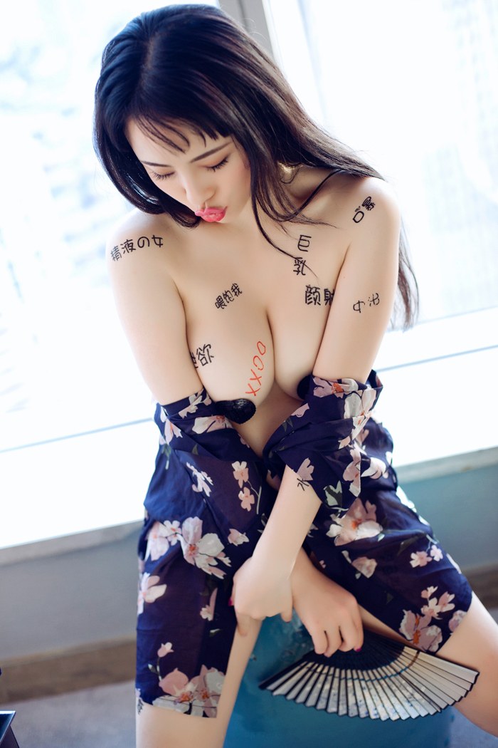 广东性感美女娇艳人妻心妍小公主肌肤娇嫩惹人垂涎写真图片图片