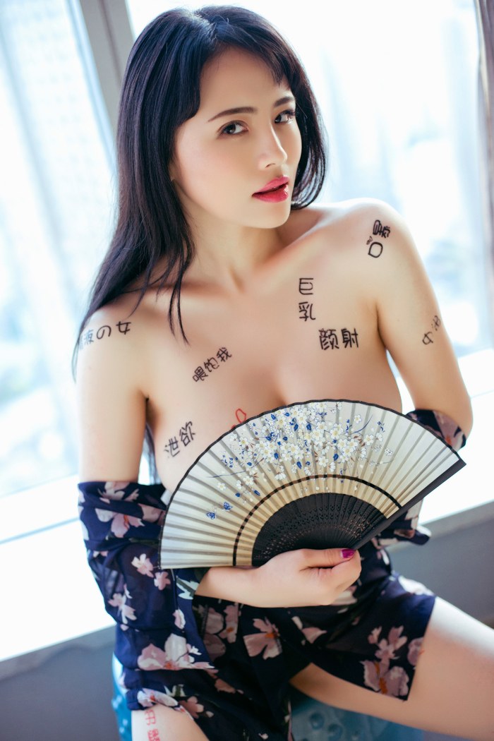 广东性感美女娇艳人妻心妍小公主肌肤娇嫩惹人垂涎写真图片图片