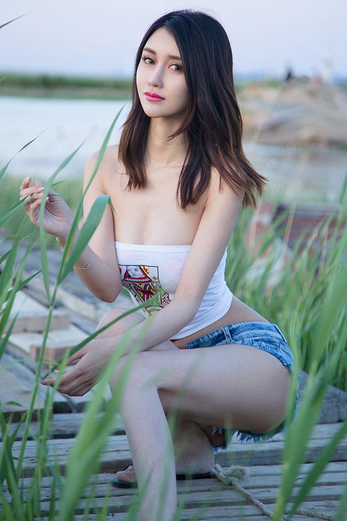 [美图录]杨晨晨sugar阳光和沙滩香车与美人图片