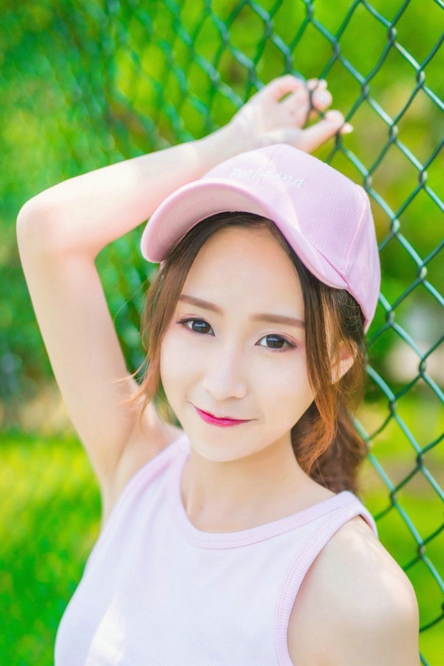清纯网球美女俏皮写真手机壁纸下载_高清手机壁纸图片大全图片