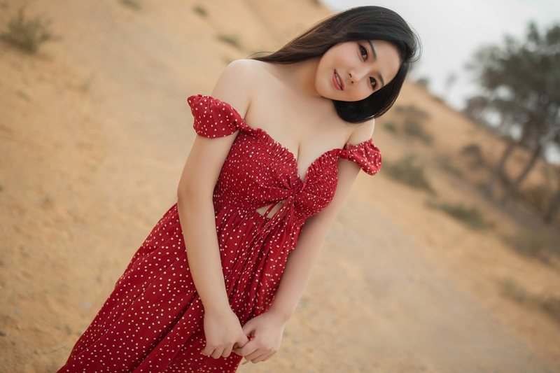 妩媚kiki尤物snh48筱慧美腿翘臀让你流连忘返黑色花边女装壁纸图片图片