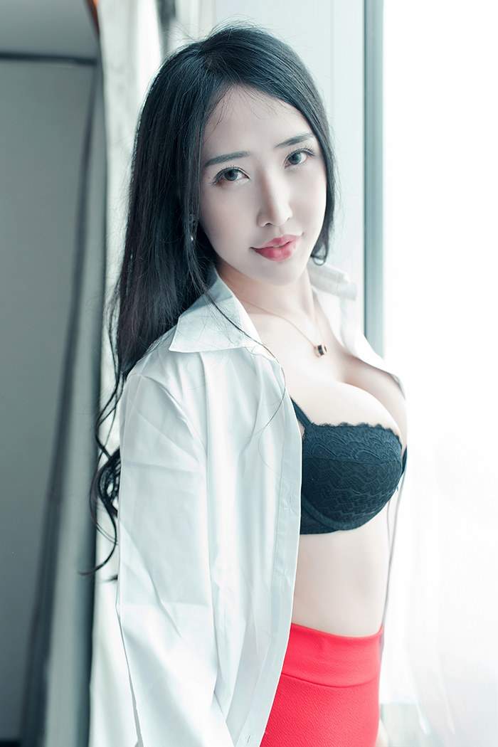 轻熟御姐玫瑰曲线爆满丰乳肥臀贺新春壁纸高清图写真图片图片