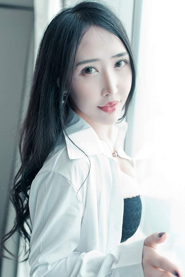 轻熟御姐玫瑰曲线爆满丰乳肥臀贺新春壁纸高清图写真图片图片