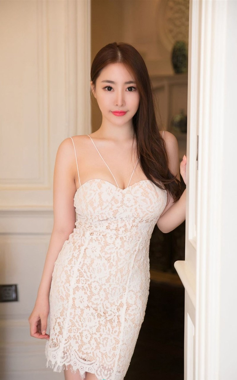 丰满嫩模美女高清桌面壁纸_高清桌面壁纸图片