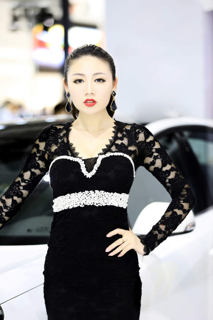 2019年济南车展香车爆棚美女写真图集图片