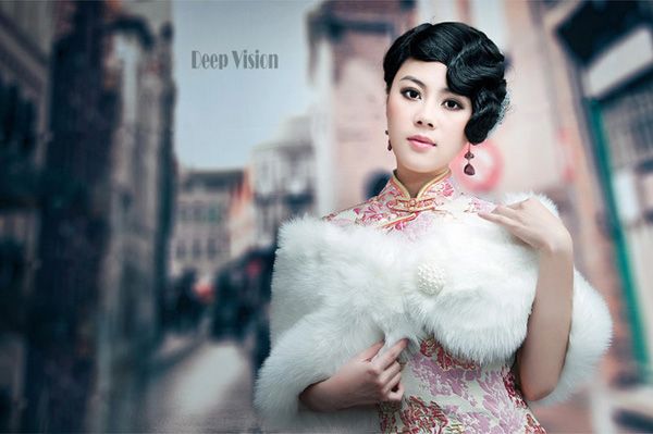 超女陈怡演绎另类性感旗袍图片