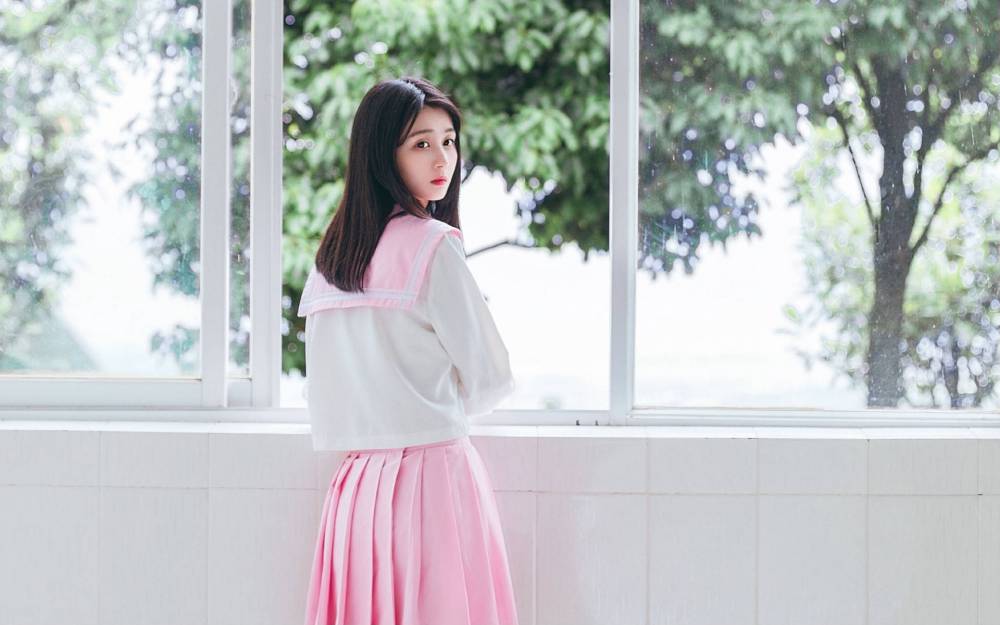内地火辣尤物周于希长腿高跟等你品尝美女主播写真摄影图片图片