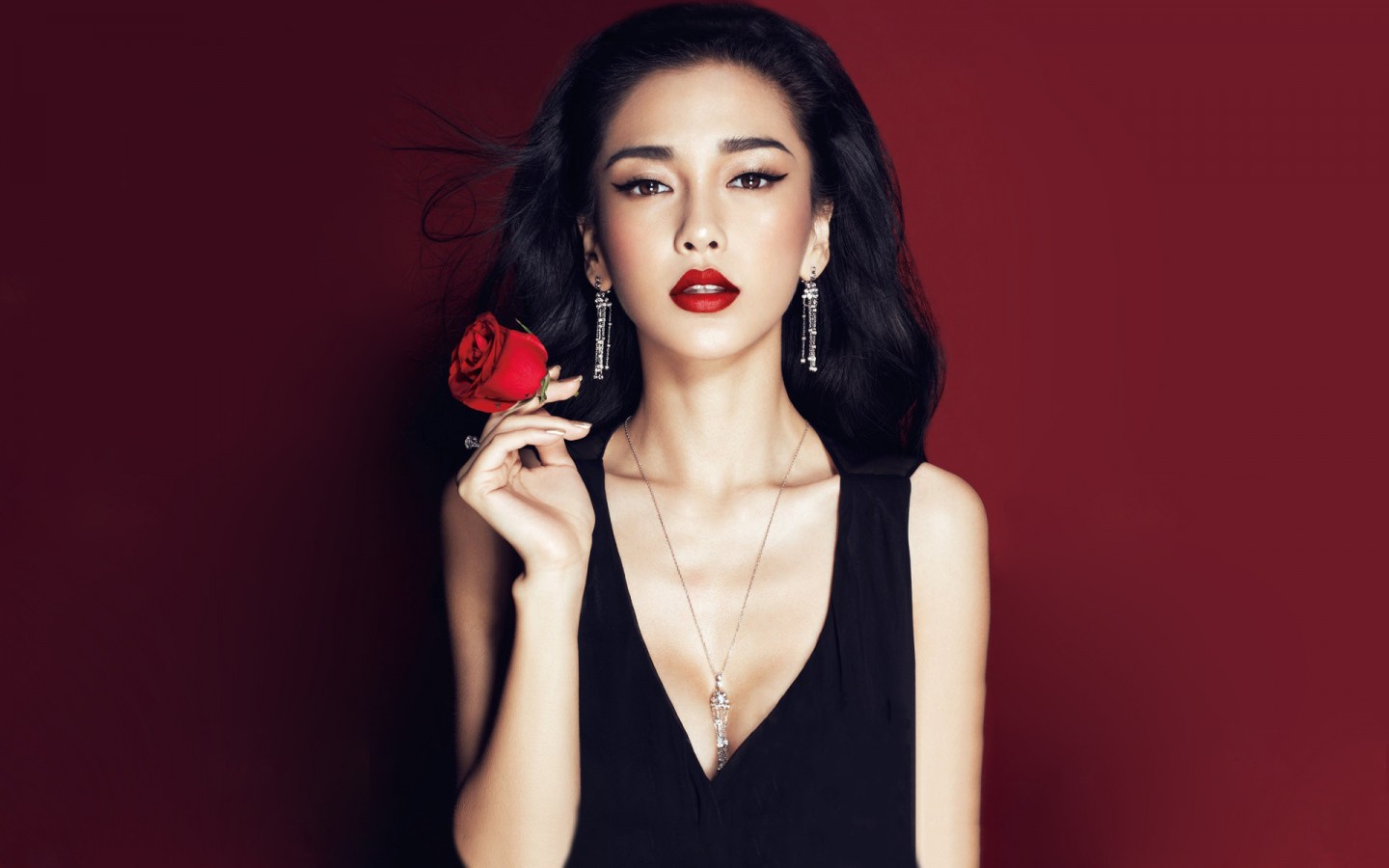主持沈梦辰美女视频写真高清壁纸图片图片