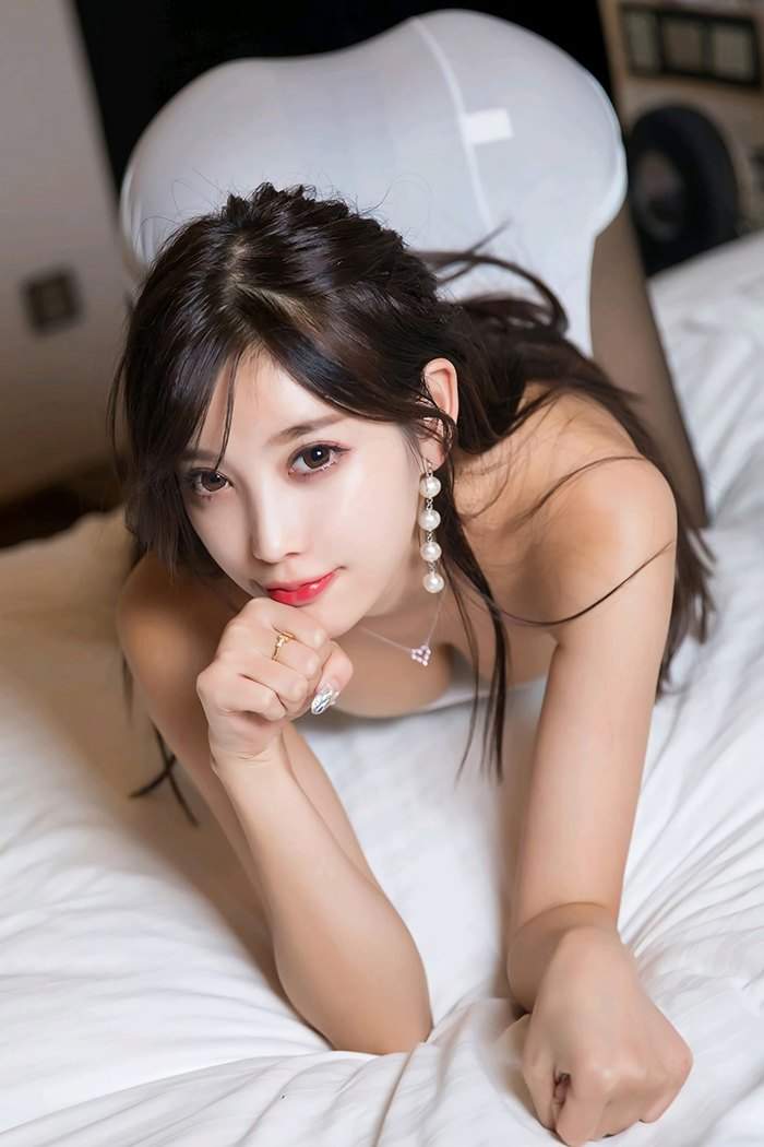 亚洲mm黑丝御姐心妍小公主极品美乳等你征服美女写真图片图片