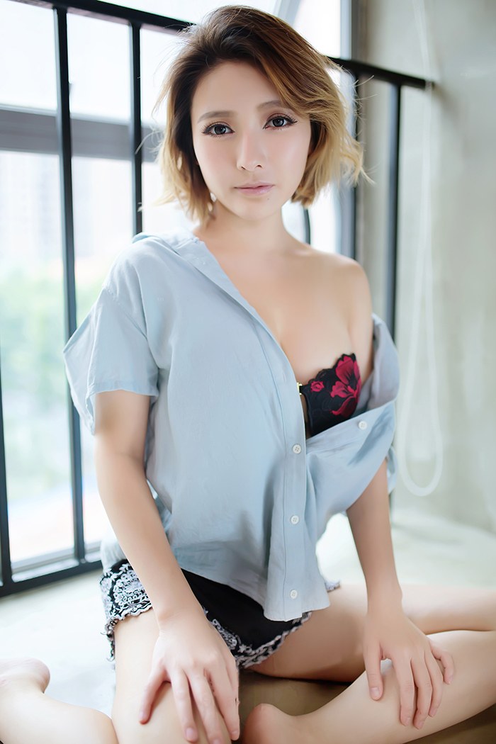 日韩美女图片