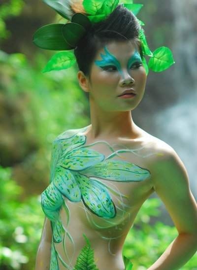 美女彩绘图片