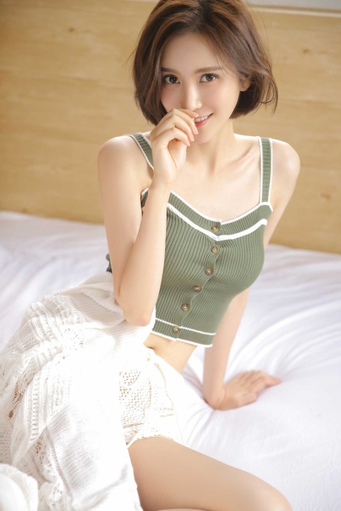 黄歆苑图片