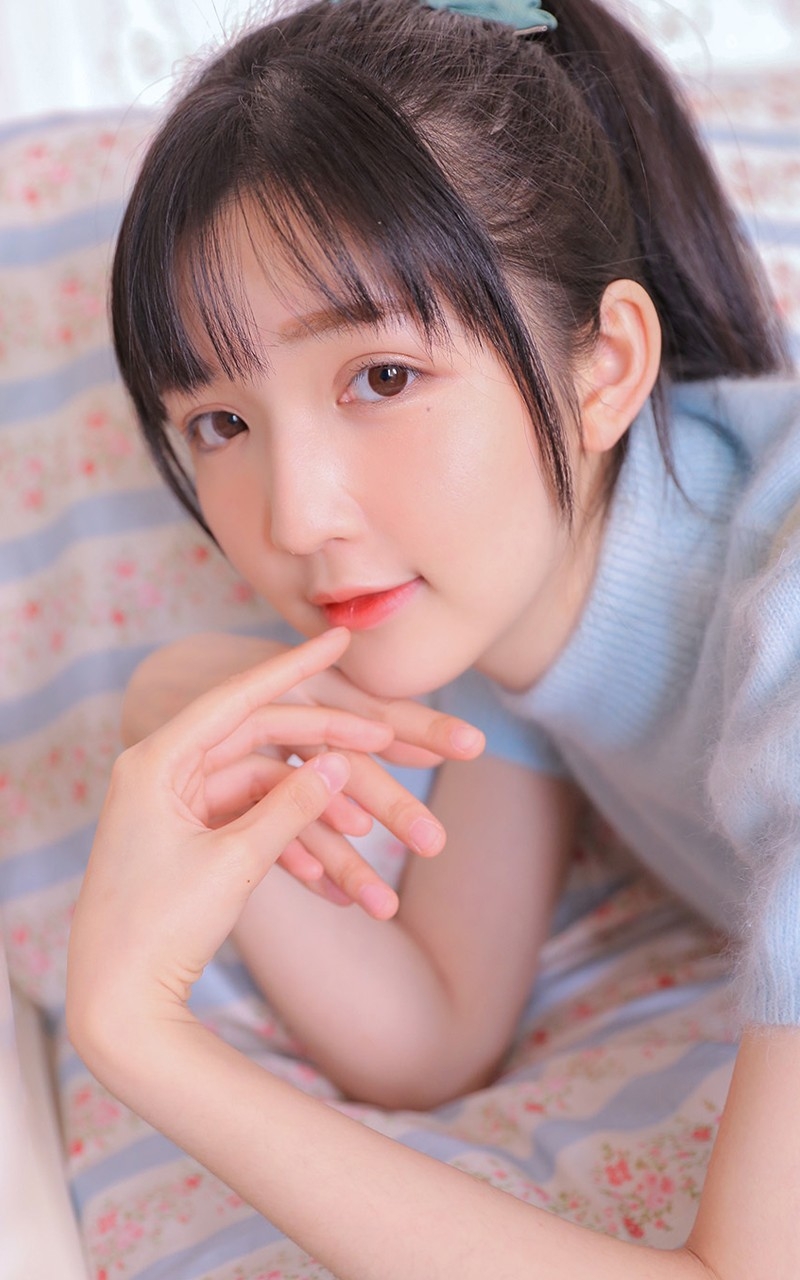 黄歆苑图片