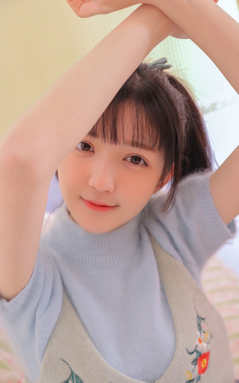 黄歆苑图片