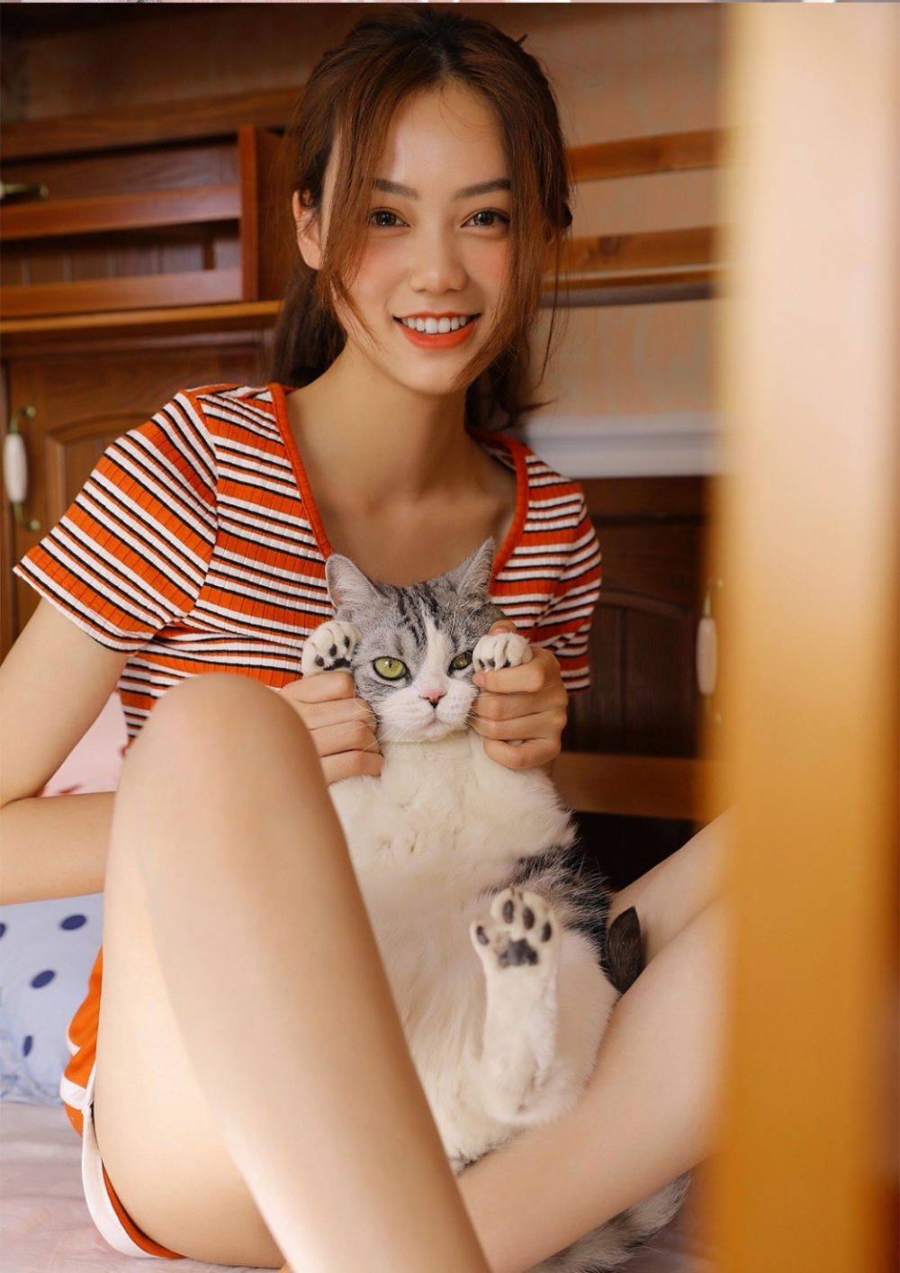 黄歆苑图片