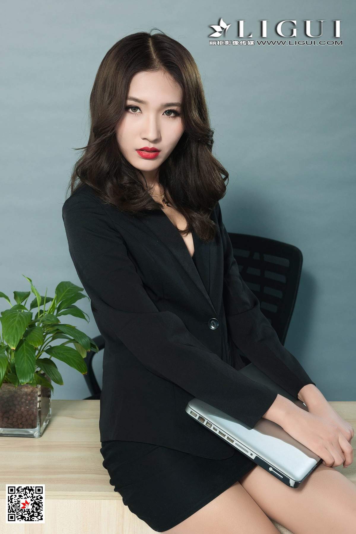 高根美腿腿模RITA肉丝袜长腿丽人写真集图片