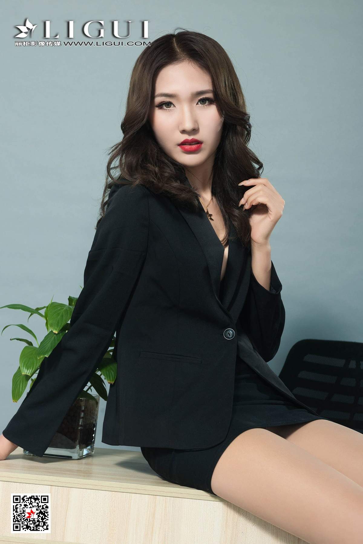 高根美腿腿模RITA肉丝袜长腿丽人写真集图片