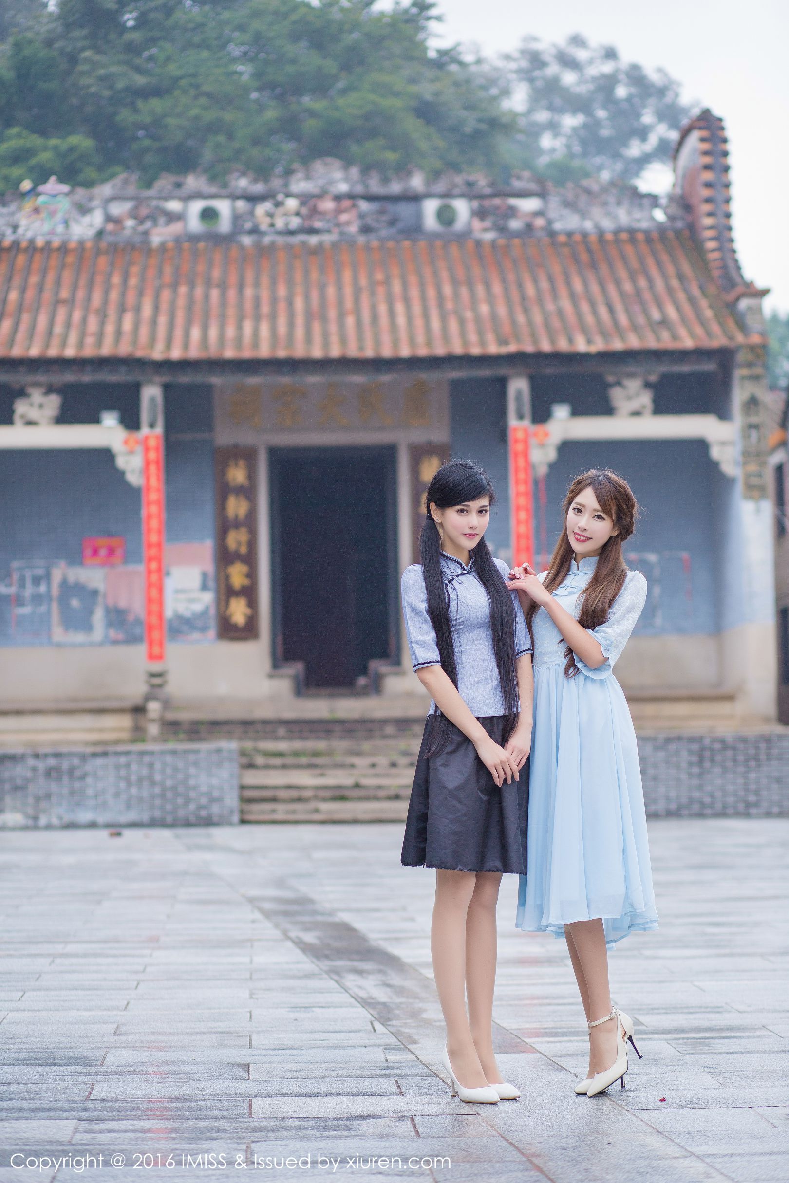 热舞主播Panadol雅(谭小雅)性感制服诱惑图片
