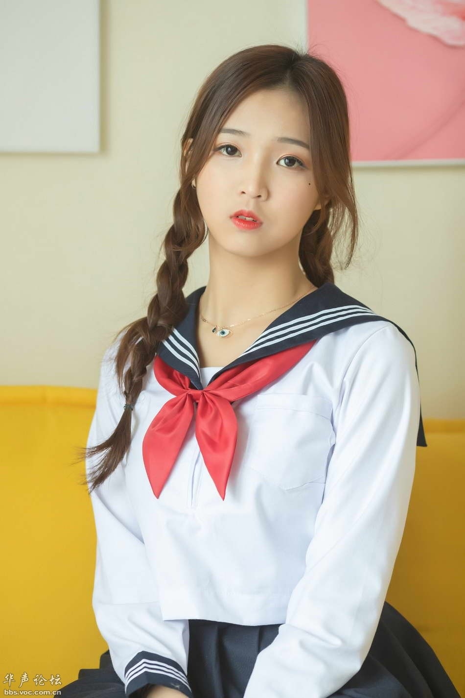 美女艾莉图片