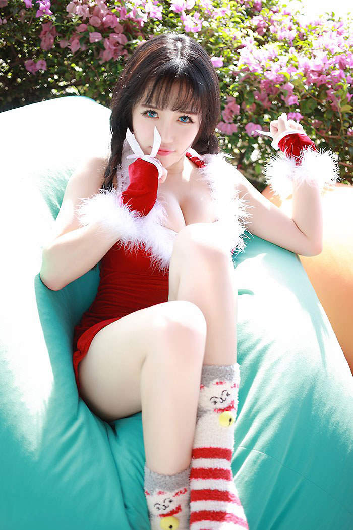 童颜美胸美女徐cake高清壁纸_高清桌面壁纸图片