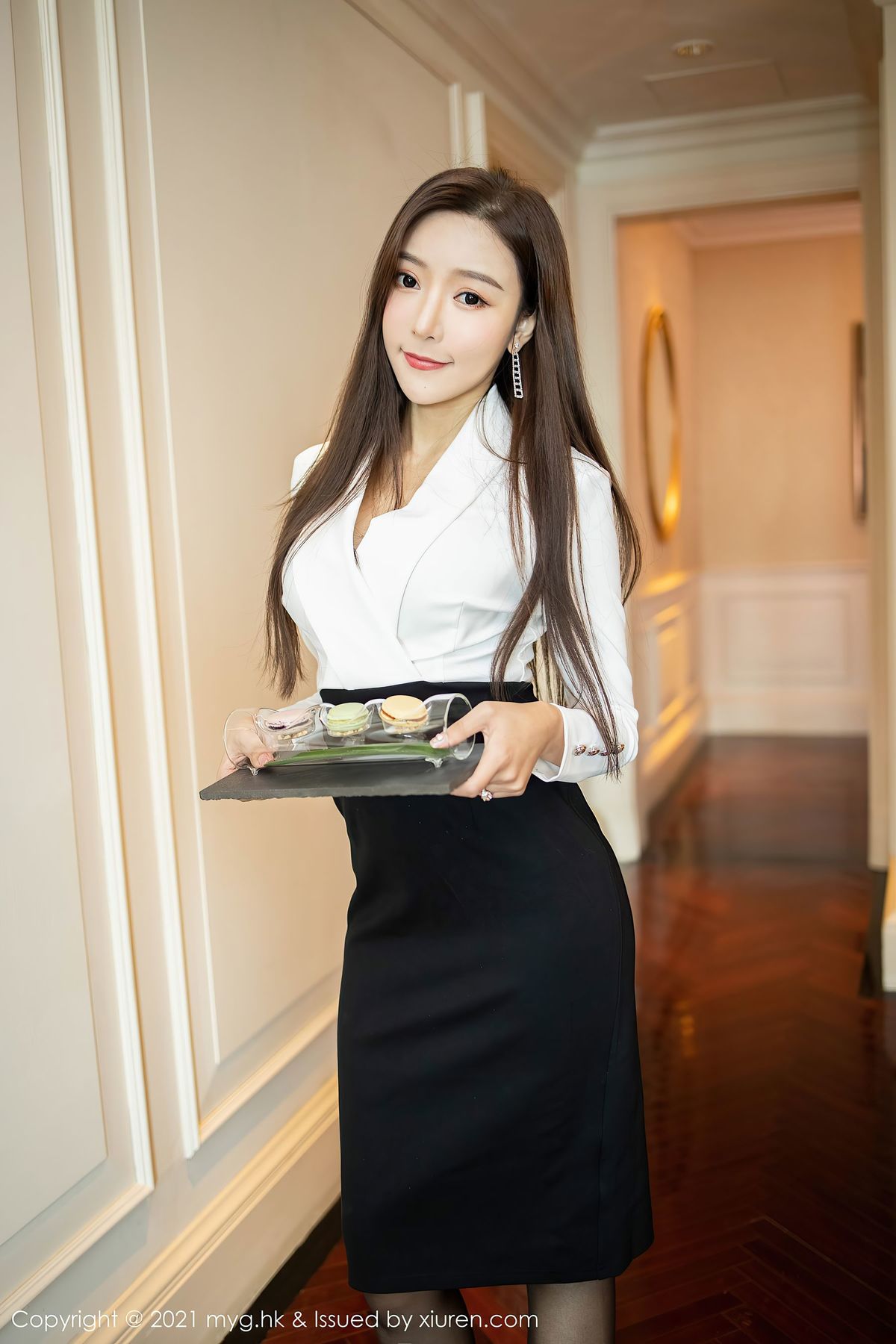 美女169pp王馨瑶yanni-一身黑色高开叉晚礼服高清妹子壁纸图片图片