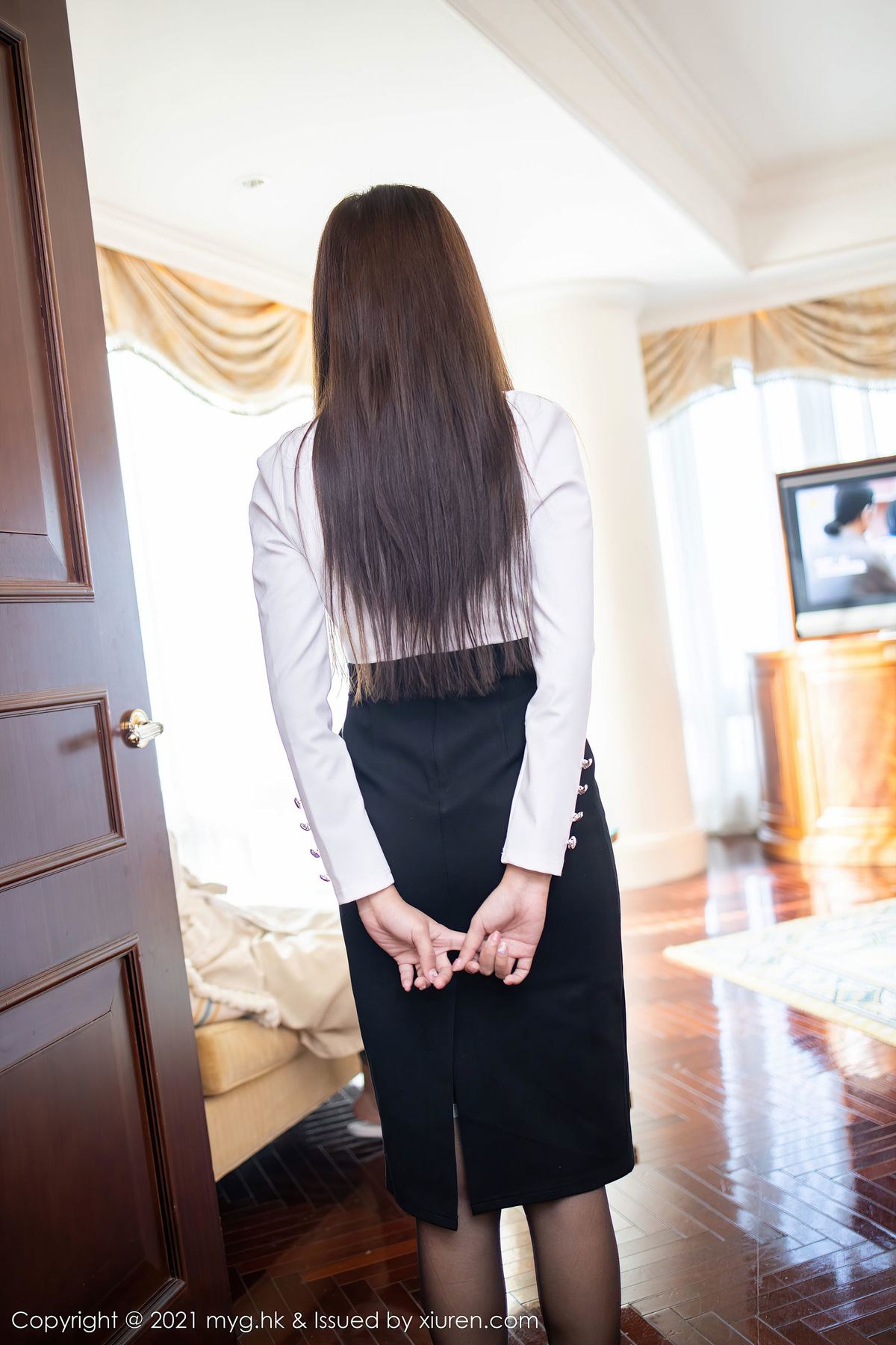 美女169pp王馨瑶yanni-一身黑色高开叉晚礼服高清妹子壁纸图片图片