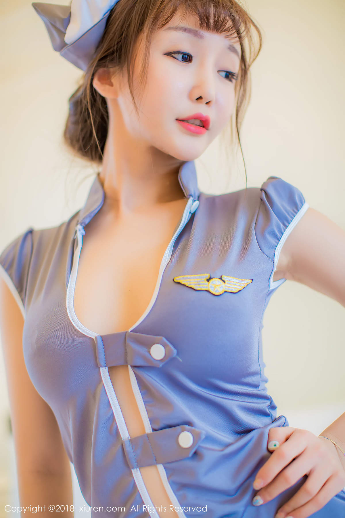 美女顾灿图片