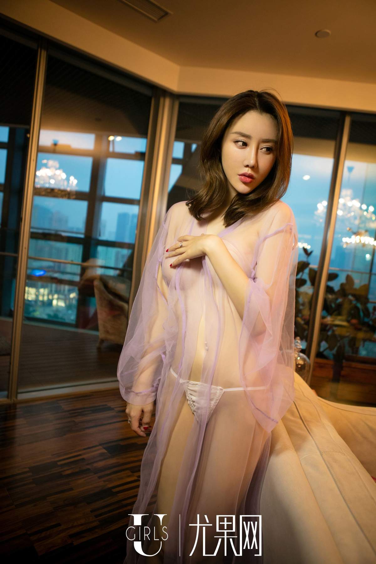 美女宁然图片