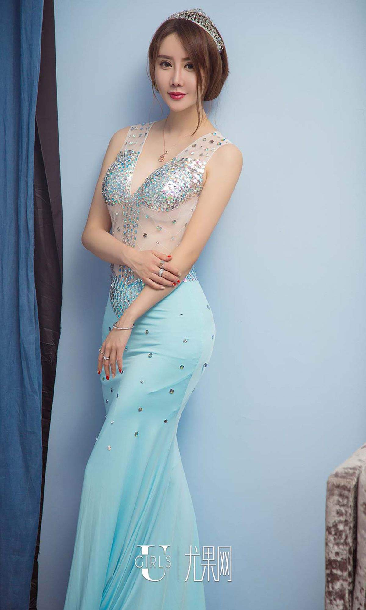 美女宁然图片