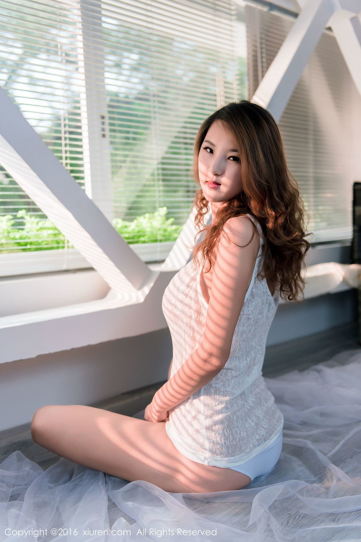 小妮子julia图片