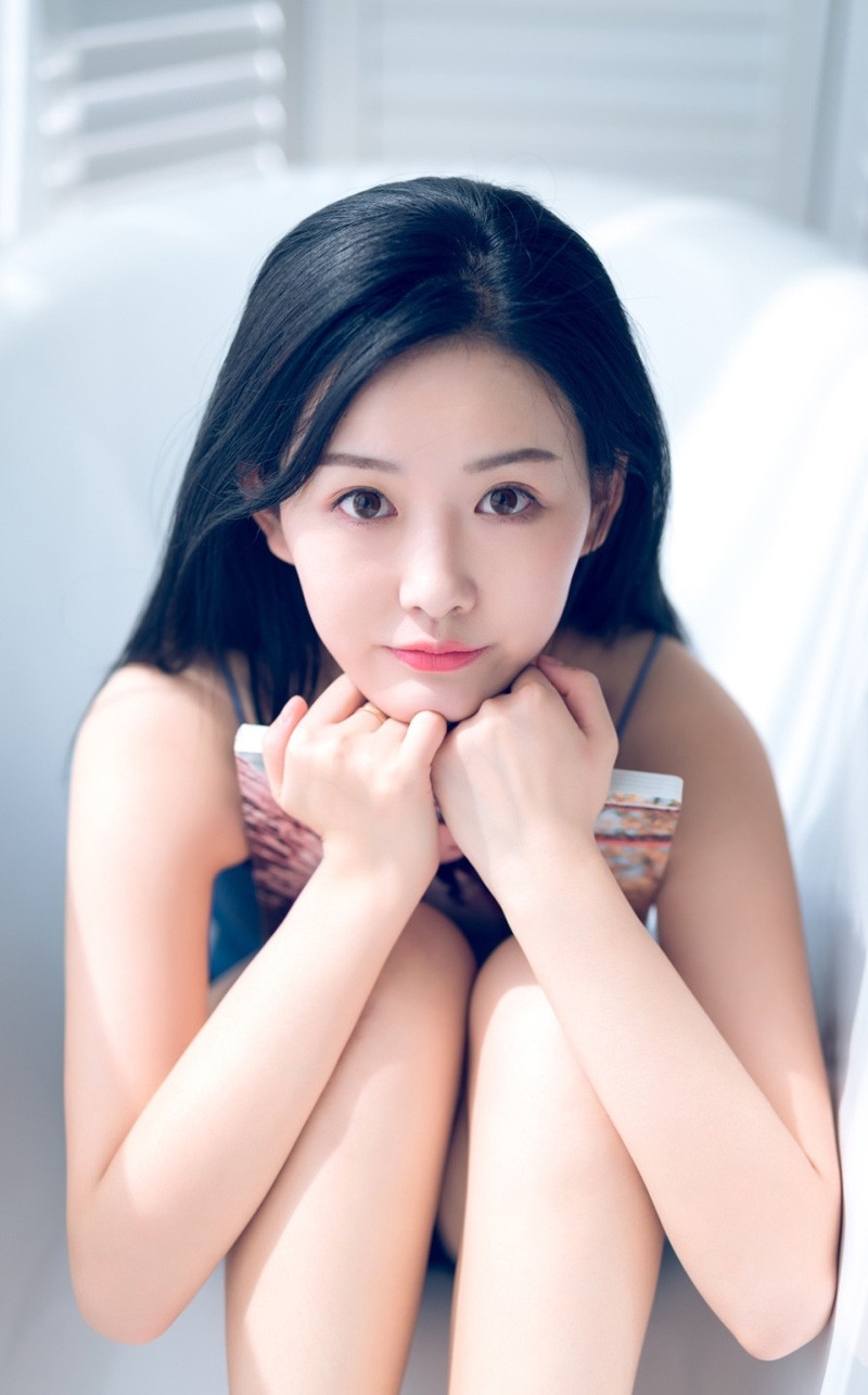 可爱嫩模mm11福利美女123图片105期生活写真集丰满少女沈蜜桃off内衣全身去衣服曝光图片图片