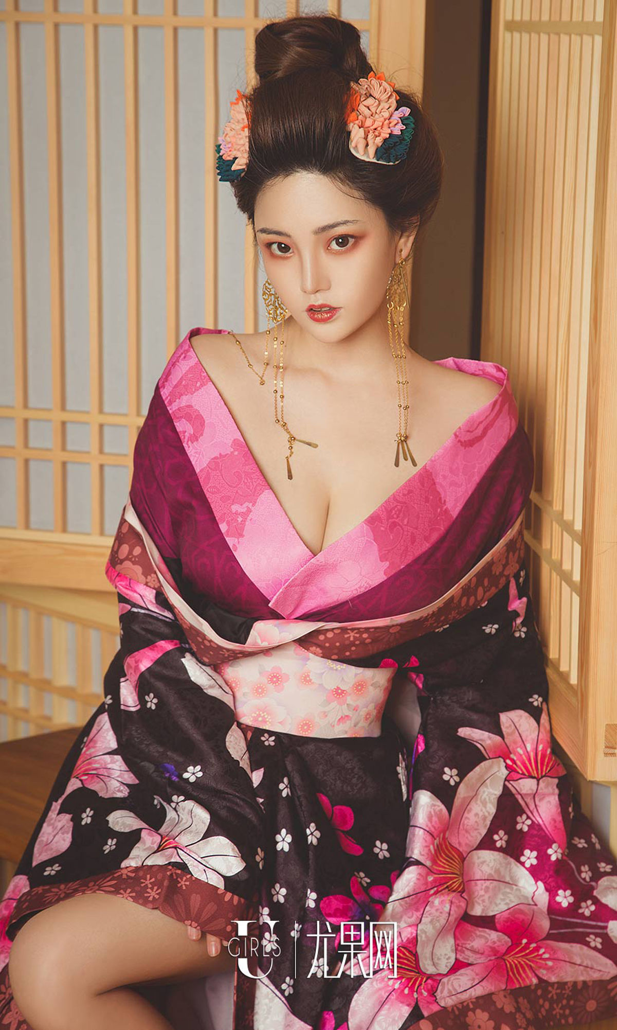 美女孟十朵图片