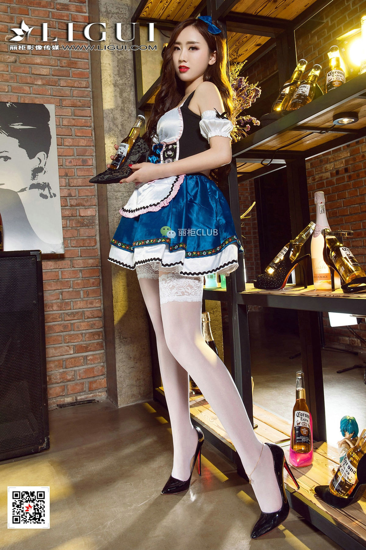 长腿玉足模特然然浴缸丝足迷情网络丽人写真集图片