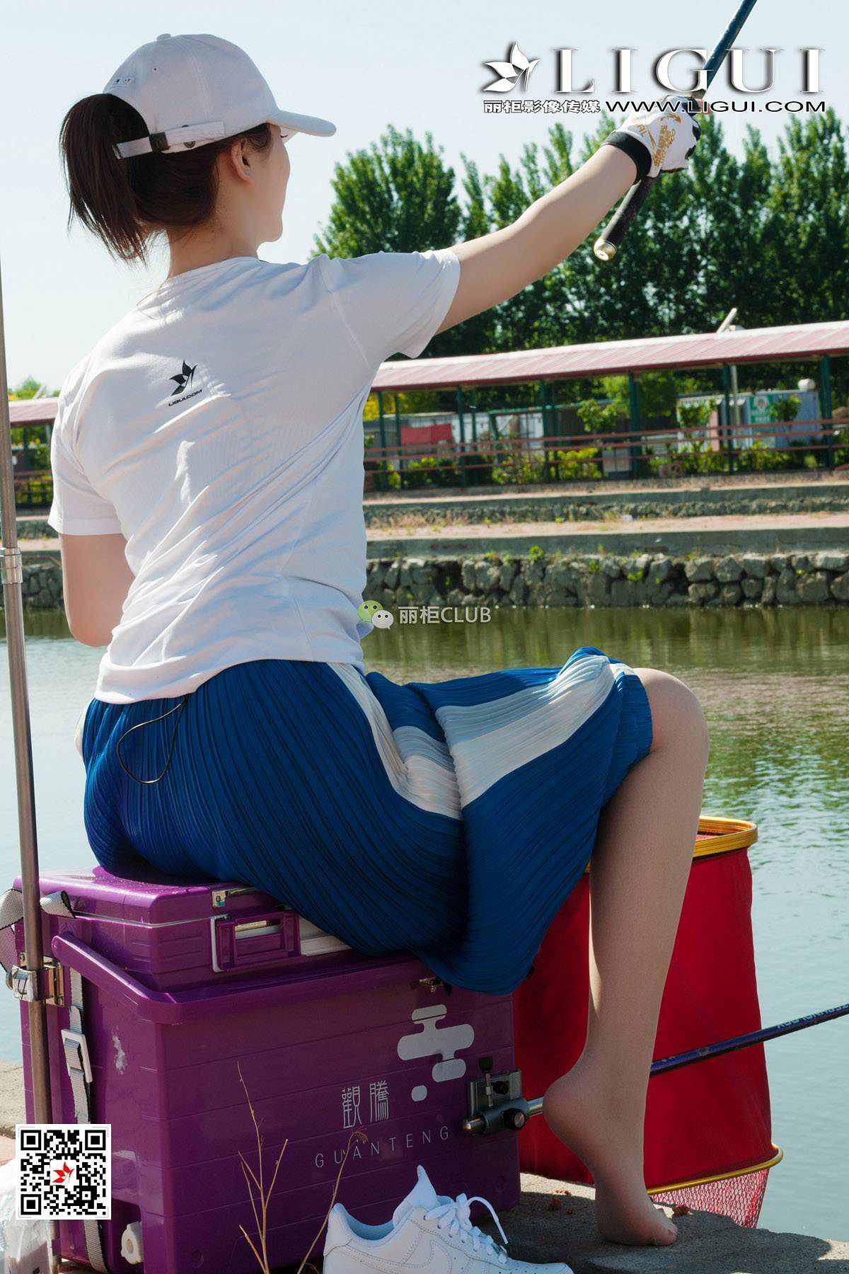 美女然然图片