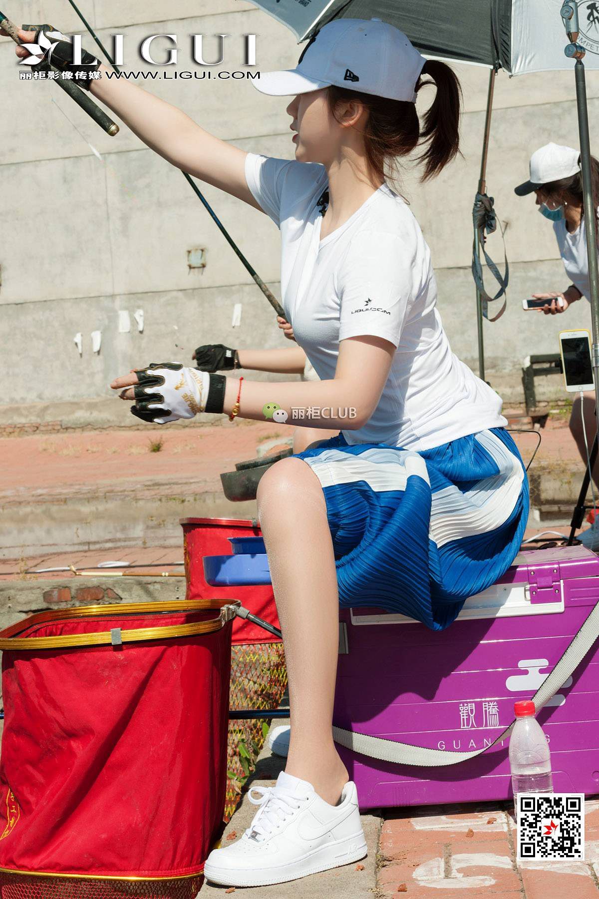 美女然然图片