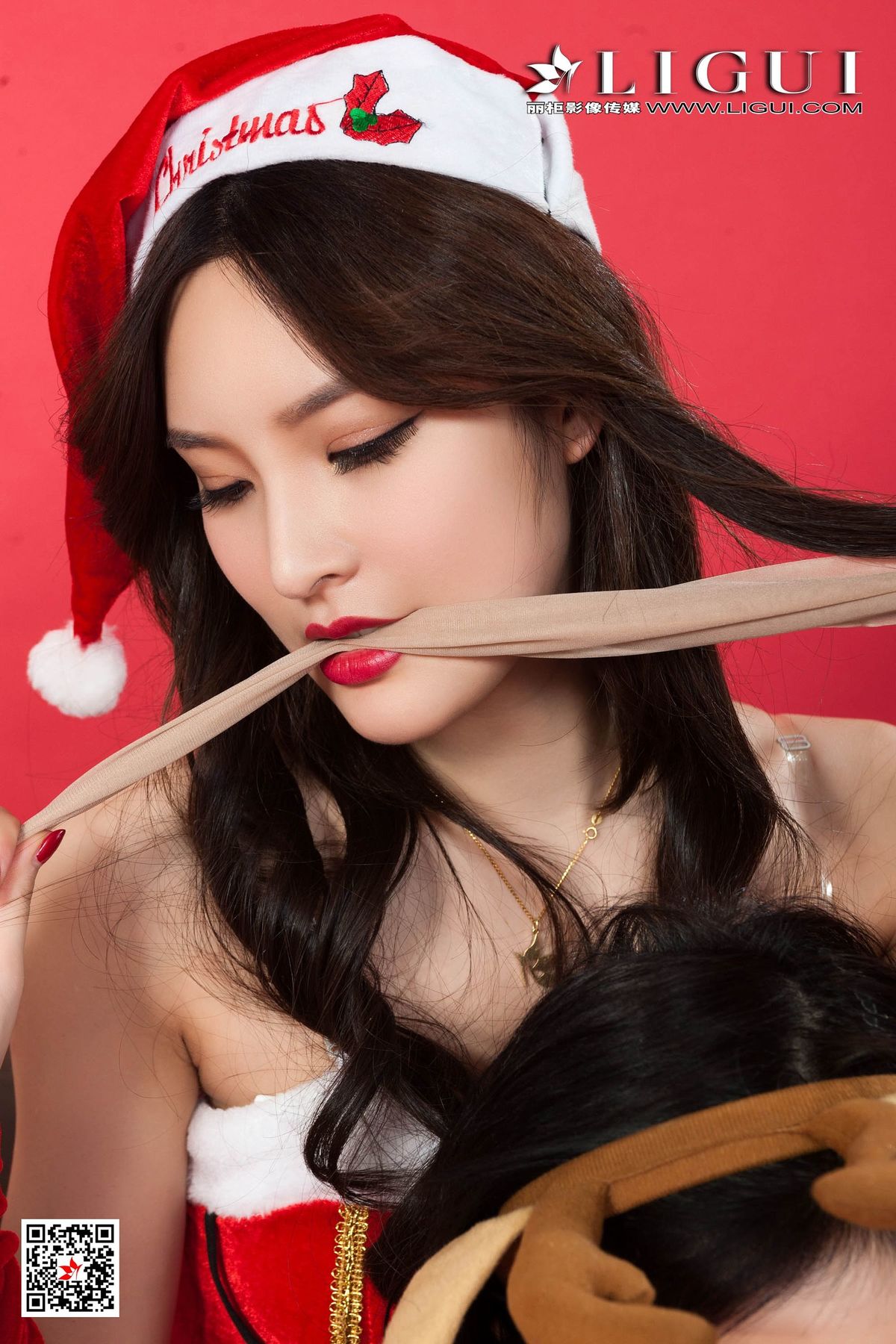 美女然然图片