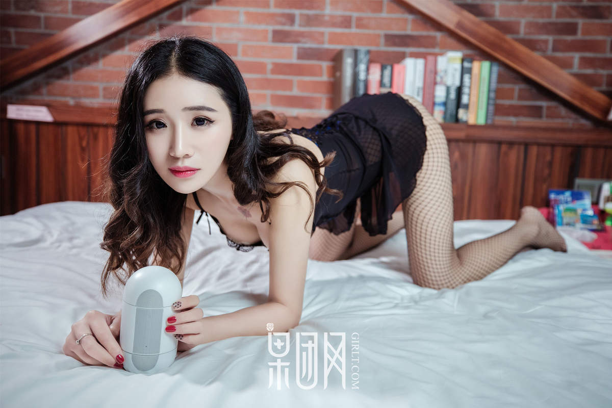 日韩模特女忧馨怡小教你玩高清mm写真集图片