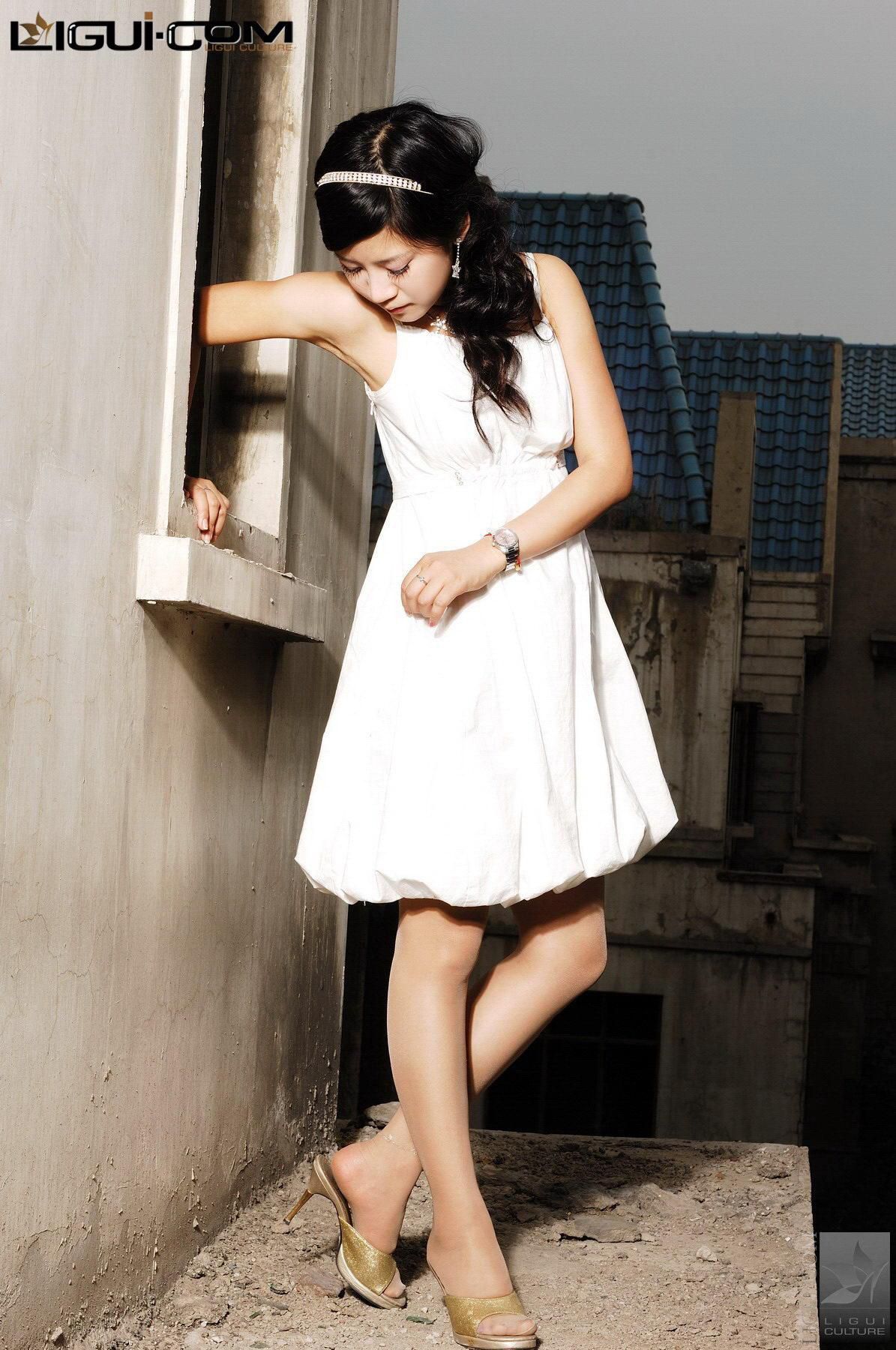 最新cct58美女Model卡鲁鲁纯情少女的丝恋丝足写真图片图片