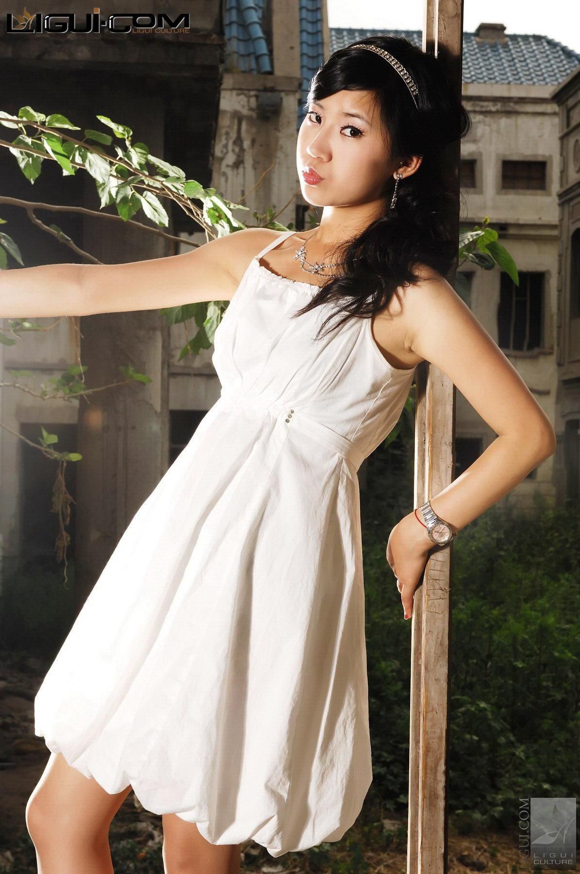 最新cct58美女Model卡鲁鲁纯情少女的丝恋丝足写真图片图片