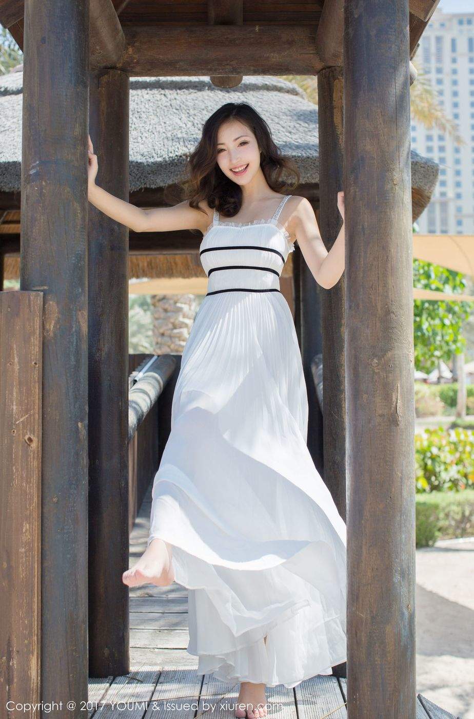 丽柜由美图片