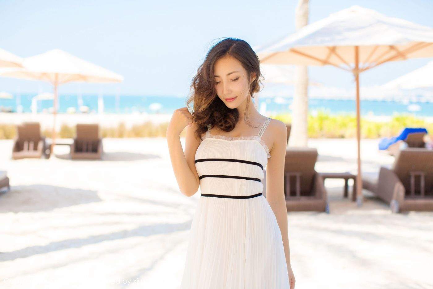 丽柜由美图片