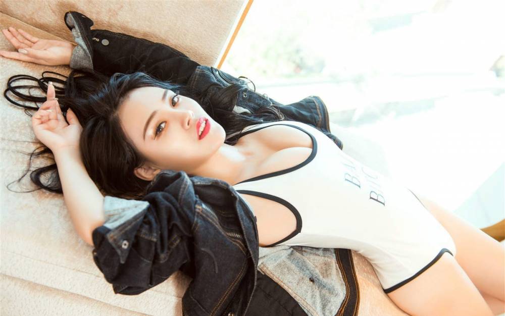 美女田妞图片