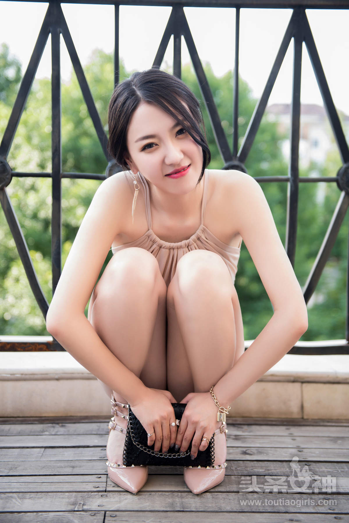 美女贾丹图片