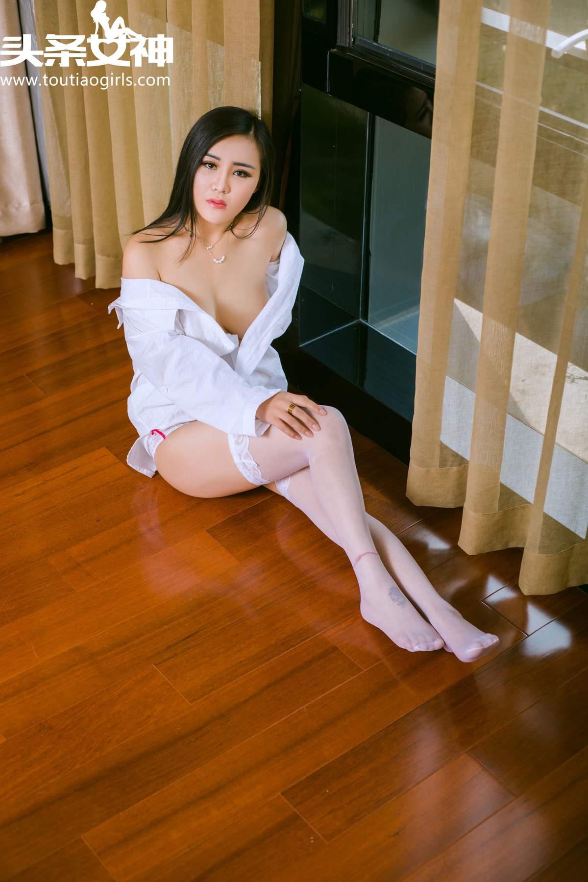 美女灵儿图片