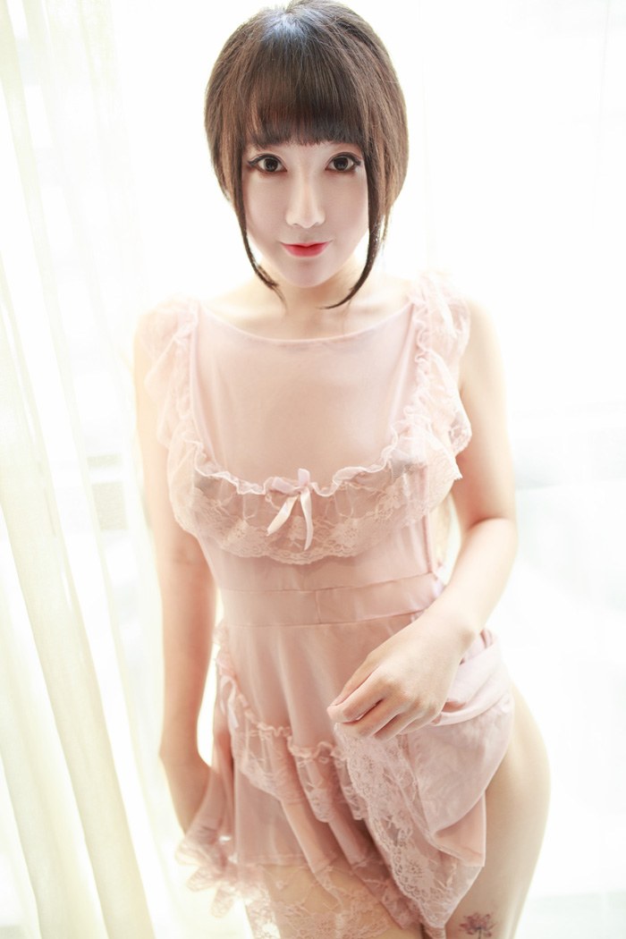 howlong97179兔女郎夏笑笑一身豹纹比基尼很诱惑美女写真图片图片