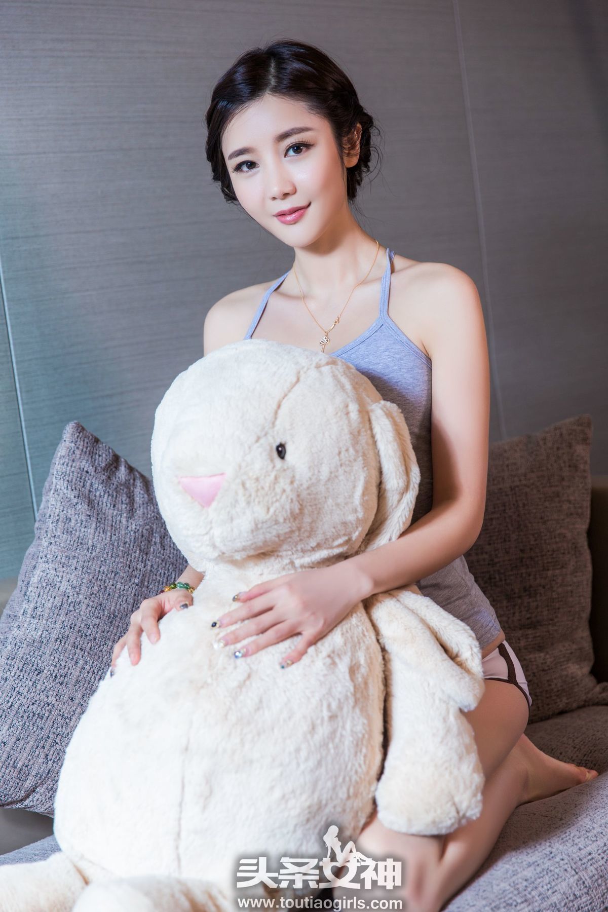 内地美女模特苏凉我爱兔兔写真集图片