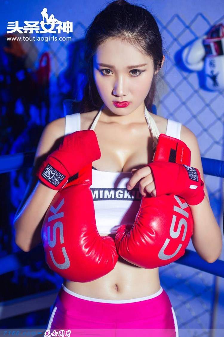 美女蜜桃图片