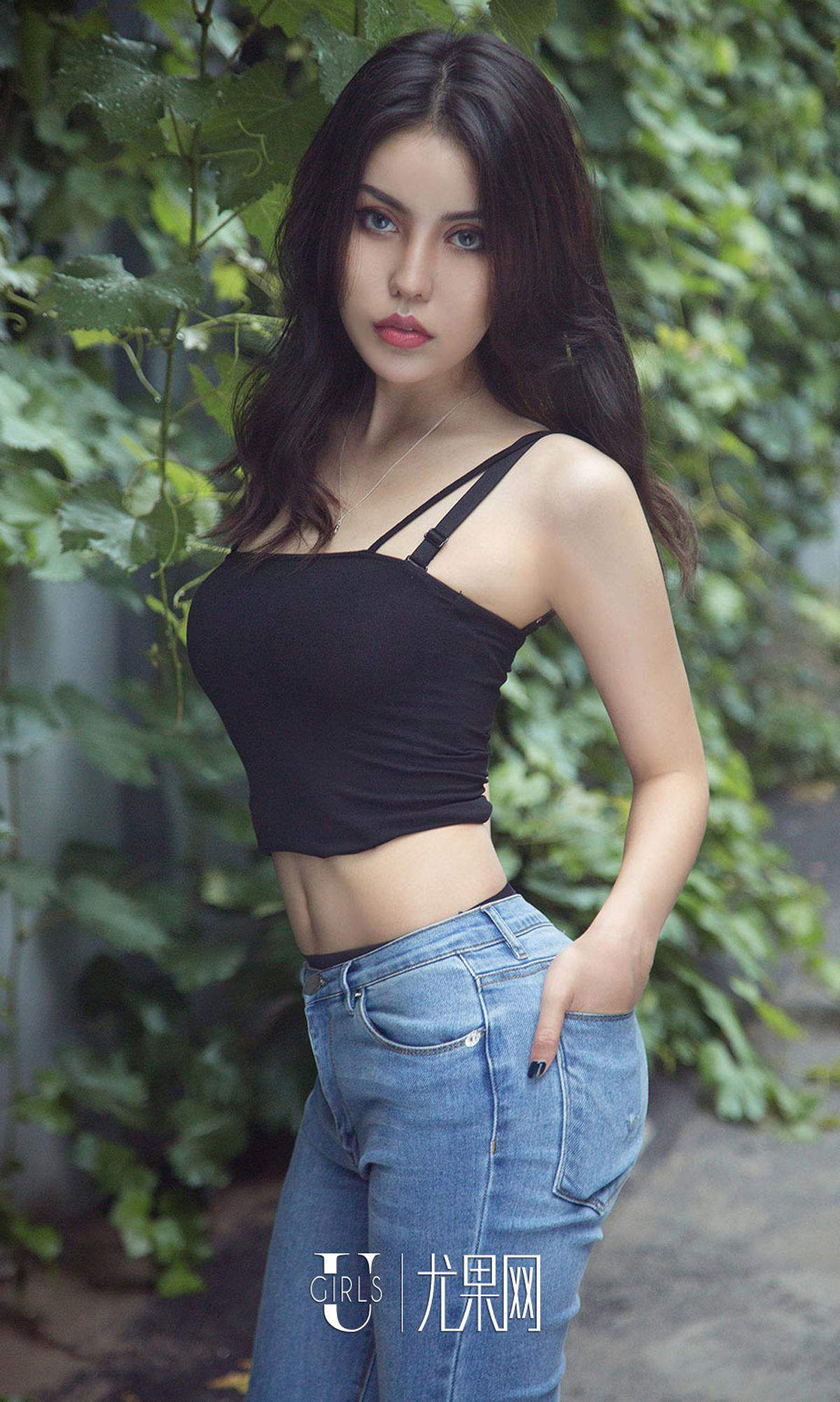 美女明娜图片